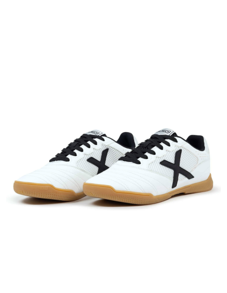 Munich Indoor Debut 04